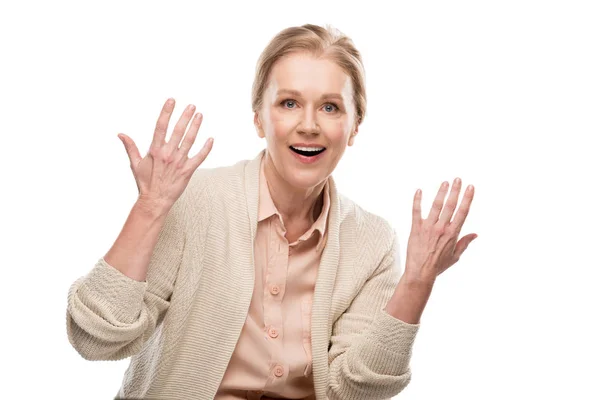 Animado Mulher Meia Idade Gesturing Com Mãos Isolado Branco — Fotografia de Stock