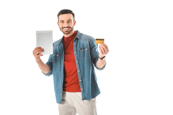 Veselý Muž Držící Smartphone Digitální Tablet Při Pohledu Fotoaparát Izolovaný — Stock fotografie