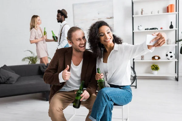 Selective Focus Happy African American Girl Taking Selfie Cheerful Man — Stock Photo, Image