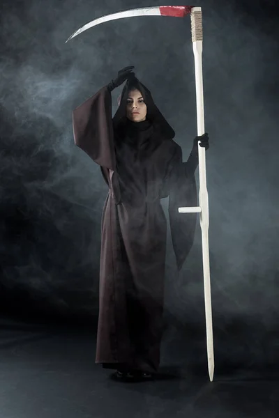 Full Length View Woman Death Costume Holding Scythe Black Smoke — Stock Photo, Image