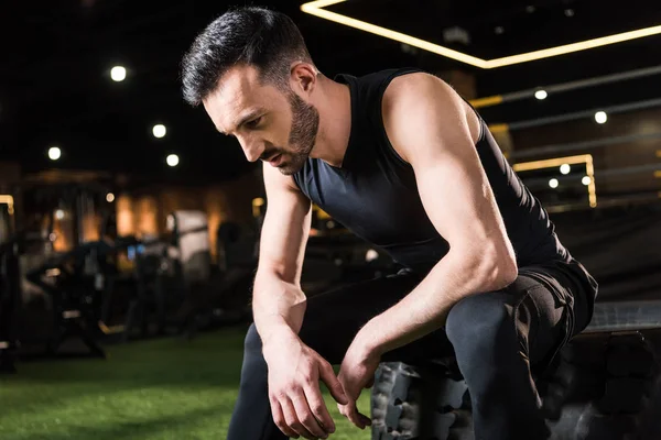 Upset Bearded Athletic Man Sitting Sports Center — Stock Photo, Image