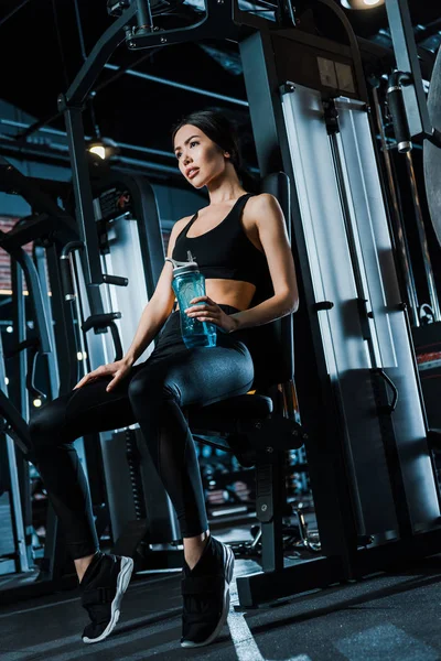 Low Angle View Attractive Sportswoman Sportswear Holding Sport Bottle Gym — Stock Photo, Image