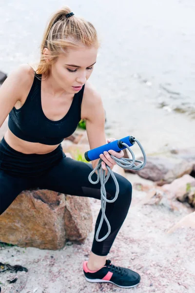 Exhausted Blonde Young Woman Sportswear Holding Jump Rope Sea — Stock Photo, Image