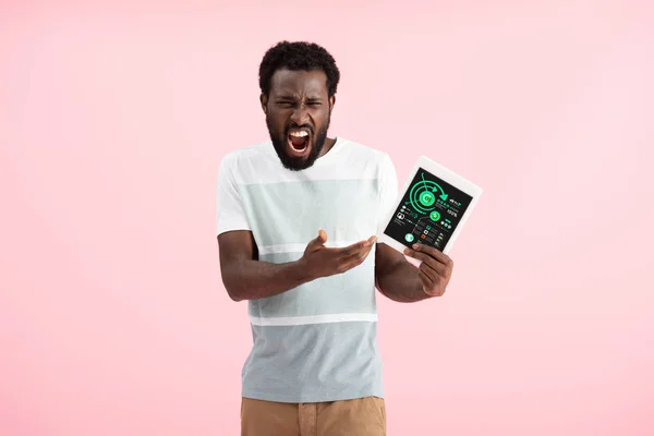 Emotional African American Man Screaming Showing Digital Tablet Infographic App — Stock Photo, Image