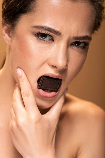 Stresses Young Woman Chocolate Piece Mouth Holding Face Hand Isolated — Stock Photo, Image