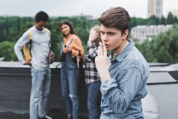 Selective Focus Teen Smoking Cigarette Looking Away — Stock Photo, Image