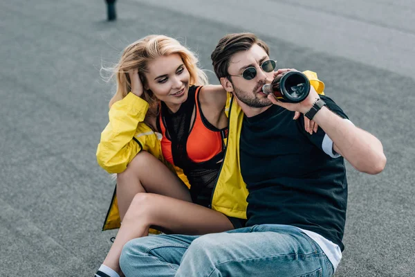 Attractive Woman Smiling Handsome Man Glasses Drinking Champagne — Stock Photo, Image