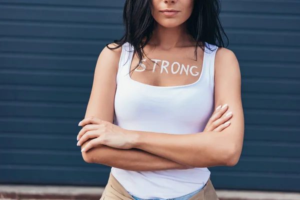 Cropped View Feminist Inscription Strong Body Standing Crossed Arms — Stock Photo, Image