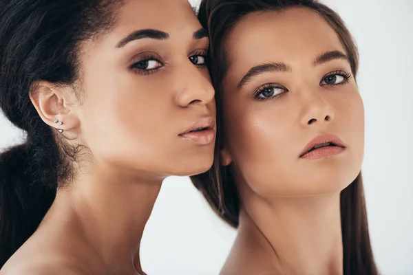 Two Attractive Multiethnic Young Women Looking Camera Isolated Grey — Stock Photo, Image