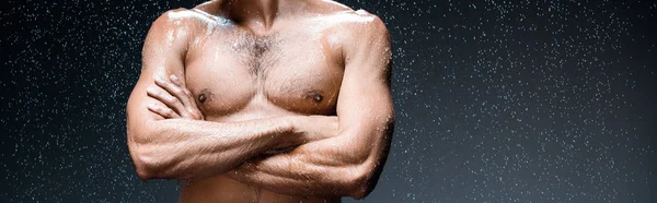 Panoramic Shot Wet Man Standing Crossed Arms Raindrops Black — Stock Photo, Image