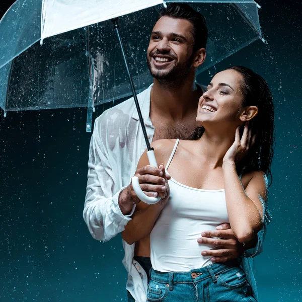 Positive Bearded Man Holding Umbrella Standing Cheerful Girl Black — Stock Photo, Image
