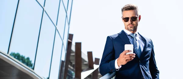 Panoramic Shot Handsome Man Suit Using Smartphone — Stock Photo, Image