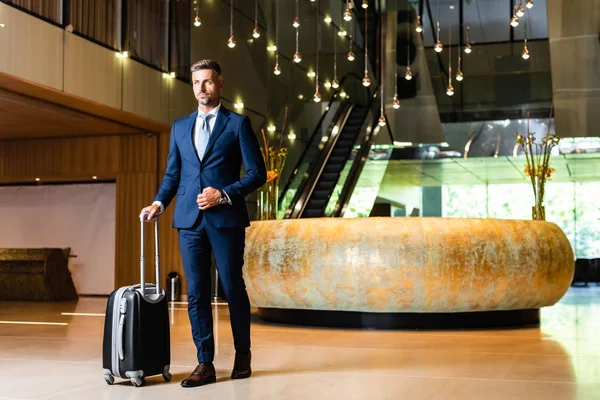 Handsome Businessman Suit Holding Suitcase Looking Away — Stock Photo, Image