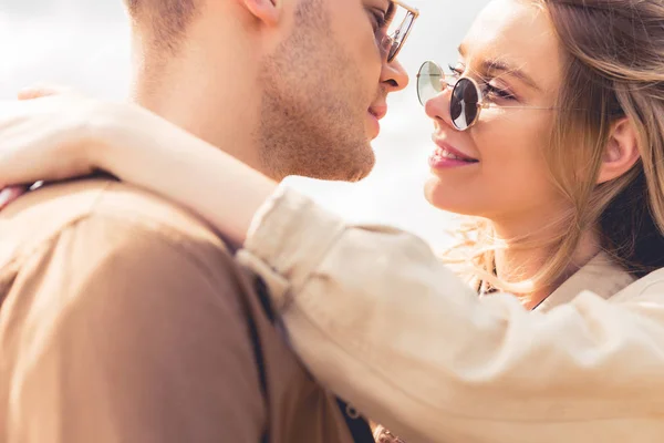 Attractive Woman Hugging Kissing Handsome Man Sunglasses — Stock Photo, Image