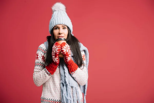 Cold Woman Winter Hat Scarf Mittens Holding Coffee Isolated Red — Stock Photo, Image