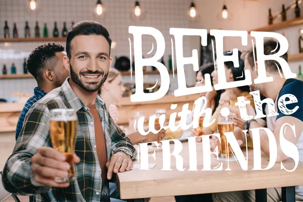 Selective Focus Handsome Man Smiling Camera While Holding Glass Beer — Stock Photo, Image