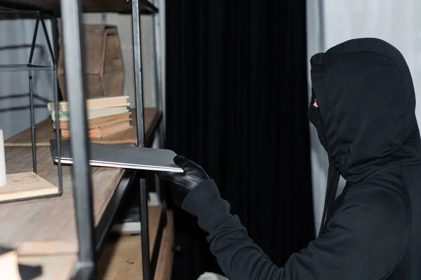 Side View Burglar Taking Laptop Cupboard Robbery — Stock Photo, Image