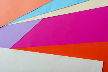 Renkli kağıda sahip soyut geometrik arkaplan