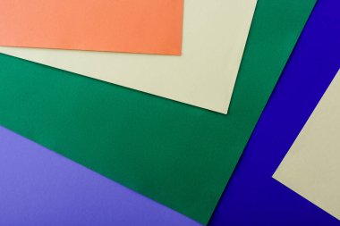 Renkli kağıda sahip soyut geometrik arkaplan