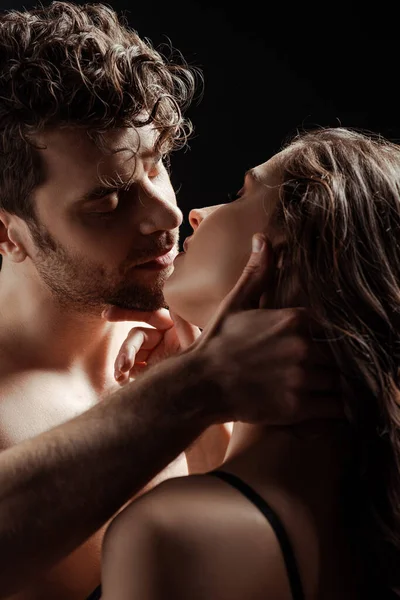 Shirtless Man Kissing Touching Brunette Girlfriend Isolated Black — Stock Photo, Image