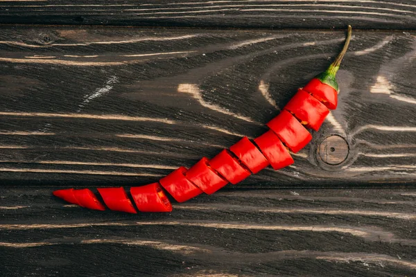 Top View Sliced Red Chili Pepper Wooden Surface — Stock Photo, Image