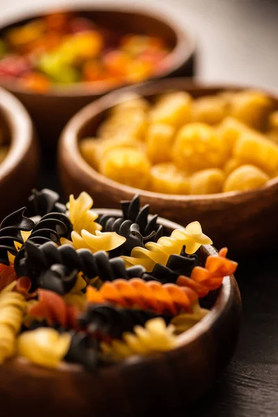 Selective Focus Colorful Raw Fusilli Pasta Wooden Bowl — Stock Photo, Image