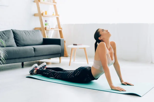 Selective Focus Fit Sportswoman Stretching Back Fitness Mat Home — Stock Photo, Image