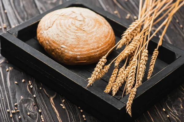 Fresh Baked White Bread Loaf Spikelets Wooden Black Board — Stock Photo, Image