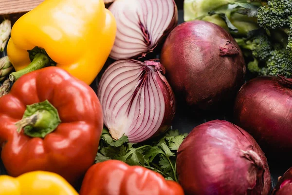 Närbild Färska Mogna Färgglada Grönsaker — Stockfoto