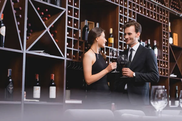 Selective Focus Elegant Couple Holding Glasses Wine Dating Restaurant — Stock Photo, Image