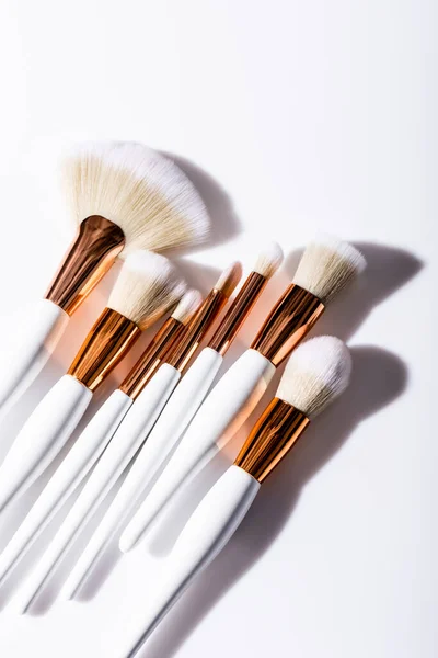 Top View Cosmetic Brushes Set White Background — Stock Photo, Image