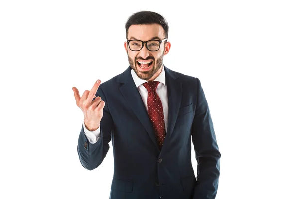 Homem de negócios irritado brigando e mostrando o dedo médio enquanto olha para a câmera isolada no branco — Fotografia de Stock