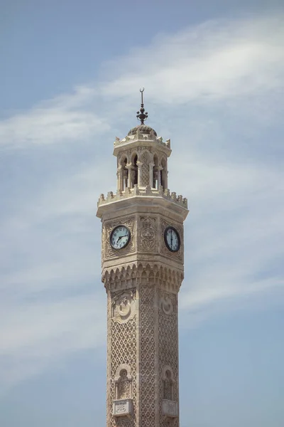 Blå Himmel Och Klock Tornet Izmir — Stockfoto