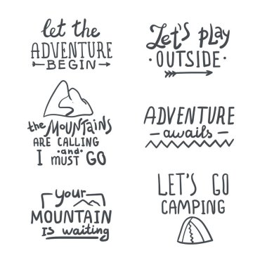 Beyaz arkaplanda el çizimi harfler.