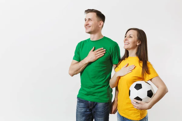 Duygusal Çift Kadın Erkek Futbol Taraftarları Destek Ekibi Ile Futbol — Stok fotoğraf