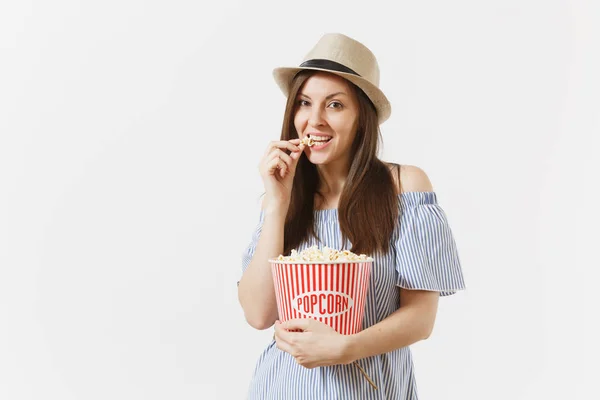Mujer Joven Vestido Azul Sombrero Viendo Película Película Sosteniendo Comer —  Fotos de Stock