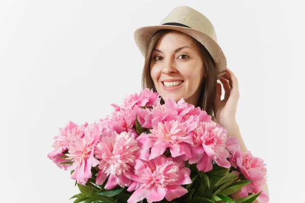 Cerca Mujer Joven Vestido Sombrero Que Sostiene Ramo Hermosas Flores —  Fotos de Stock