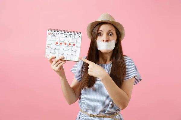 Portrait Woman Holding Female Periods Calendar Checking Menstruation Days Closed — Stock Photo, Image