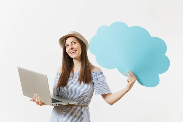 Jonge Vrouw Met Lege Lege Zeggen Wolk Tekstballon Werkt Moderne — Stockfoto