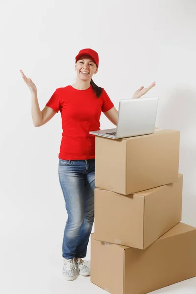 Retrato Comprimento Total Mulher Parto Boné Vermelho Shirt Isolada Fundo — Fotografia de Stock