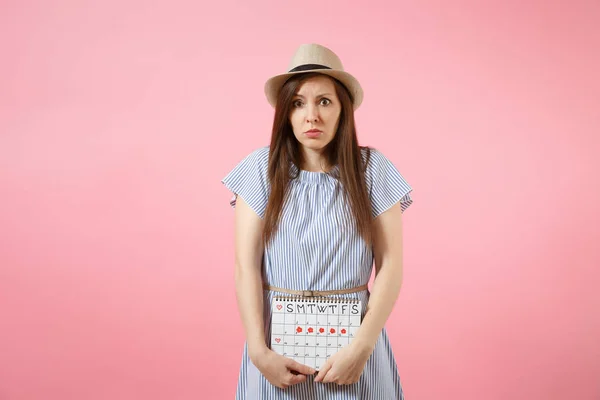 Retrato Mulher Triste Doença Vestido Azul Períodos Espera Calendário Para — Fotografia de Stock