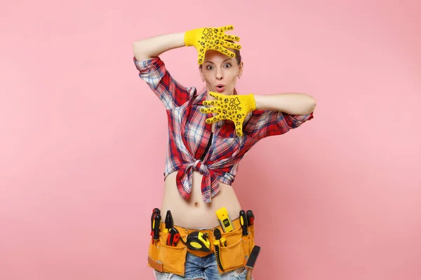 Strong Young Fun Handyman Woman Plaid Shirt Denim Shorts Yellow — Stock Photo, Image