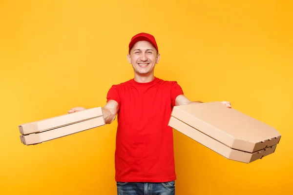 Delivery Man Rode Dop Shirt Geven Voedsel Volgorde Pizzadozen Geïsoleerd — Stockfoto