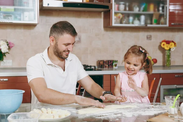 Little Kid Girl Helps Man Cook Lazy Dumplings Forming Dough — Stock Photo, Image