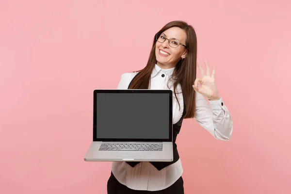 Young Smiling Business Woman Glasses Holding Laptop Computer Blank Empty — Stock Photo, Image