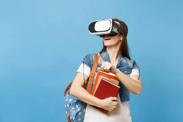 Mujer Joven Estudiante Realidad Virtual Glassess Mantenga Libros Toque Algo —  Fotos de Stock
