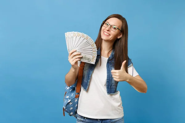 Joven Estudiante Feliz Encantadora Mujer Gafas Con Mochila Que Muestra —  Fotos de Stock