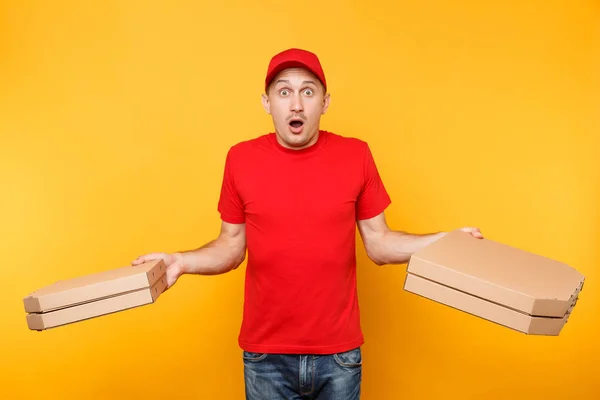 Entrega Homem Boné Vermelho Shirt Dando Caixas Pizza Ordem Alimentar — Fotografia de Stock