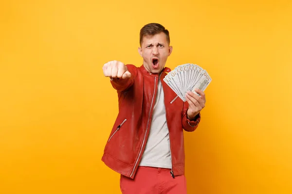 Portrait Vogue Divertido Joven Loco Chaqueta Cuero Rojo Camiseta Con —  Fotos de Stock