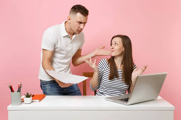 Two Young Angry Business Woman Man Colleagues Sit Work White — Stock Photo, Image